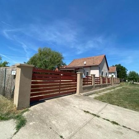 Apartament Magic Vendeghaz Abádszalók Zewnętrze zdjęcie