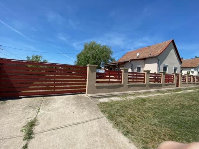 Apartament Magic Vendeghaz Abádszalók Zewnętrze zdjęcie